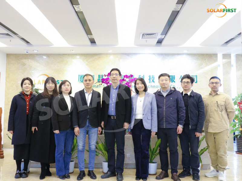 战略合作伙伴关系建立：厦门海华电力与太阳能第一集团签署合作协议